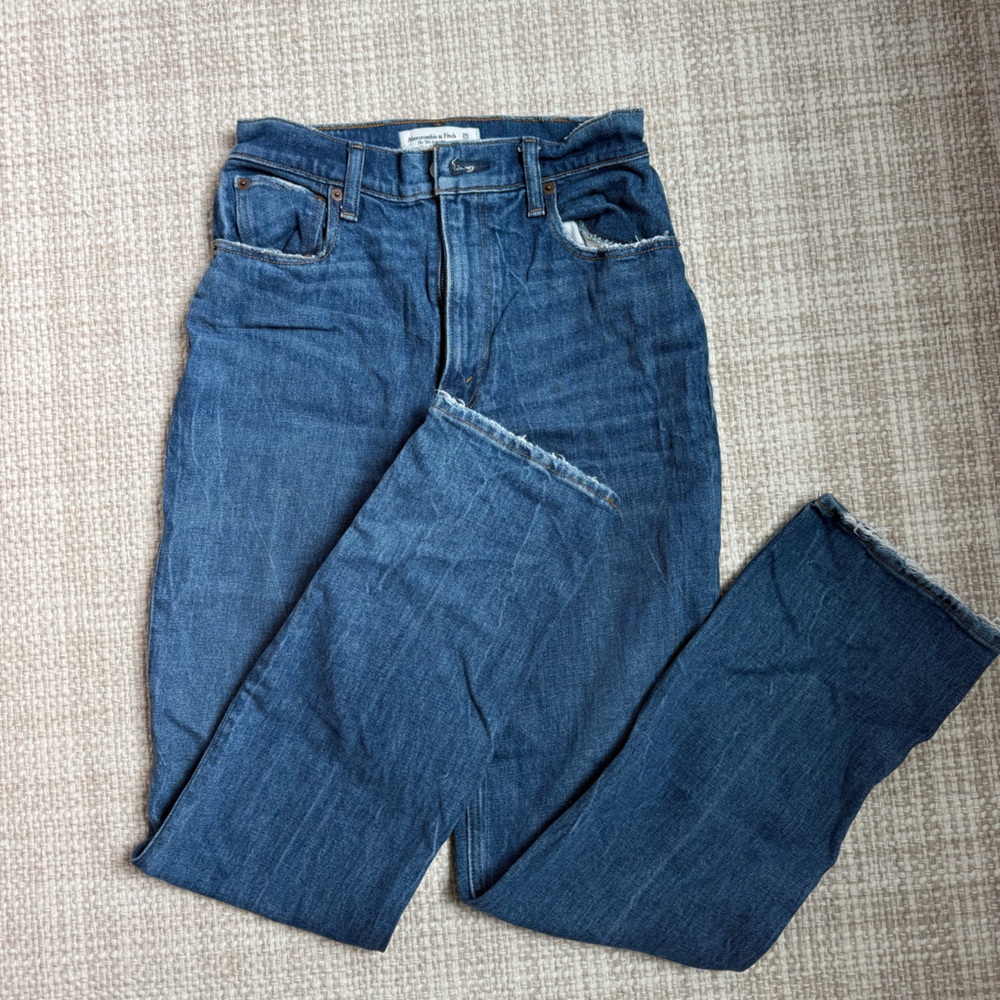 Abercrombie & Fitch Jeans -- 90s Straight